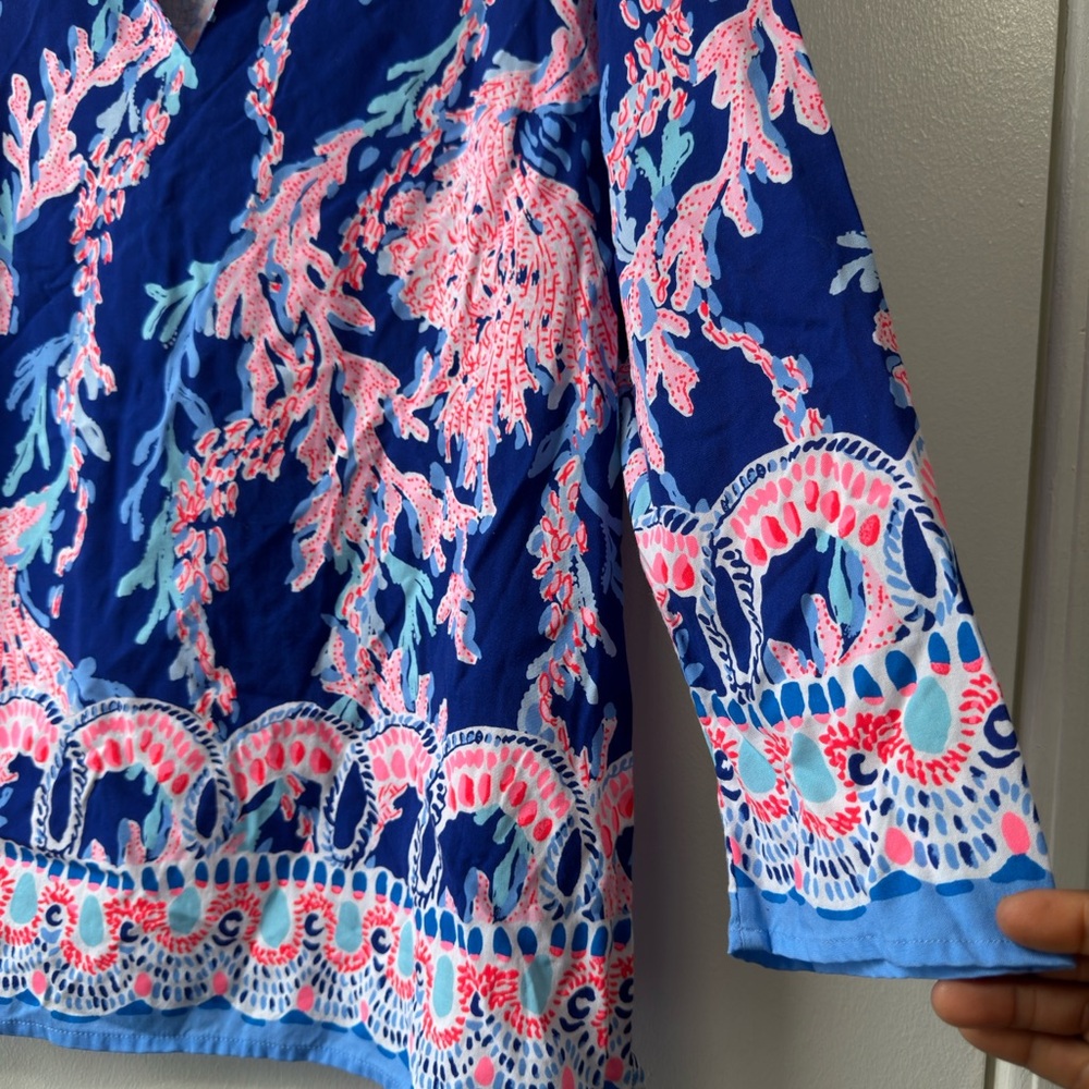 Lilly Pulitzer Women's Luna Bay Blue and Pink Top Sz M - Picture 8 of 16